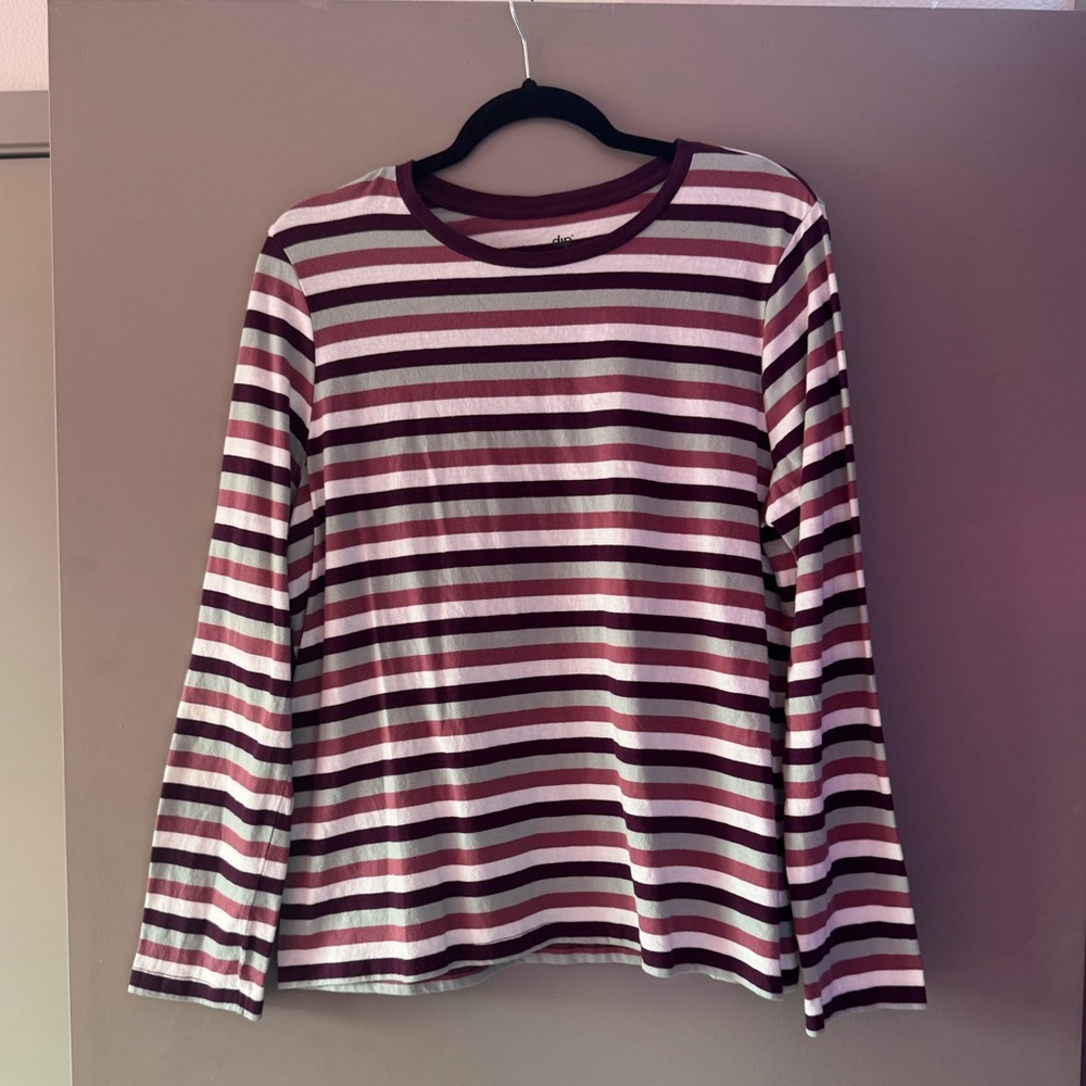 Purple striped scoopneck, long sleeve shirt